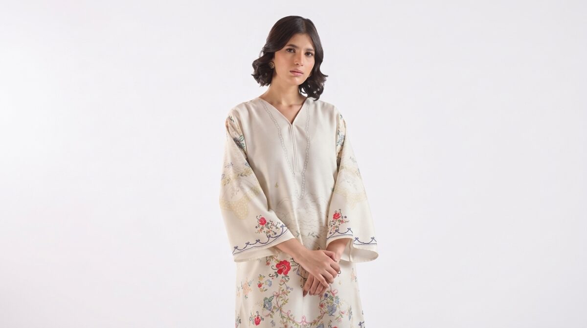 Celestial Stitch Kurta - Image 5
